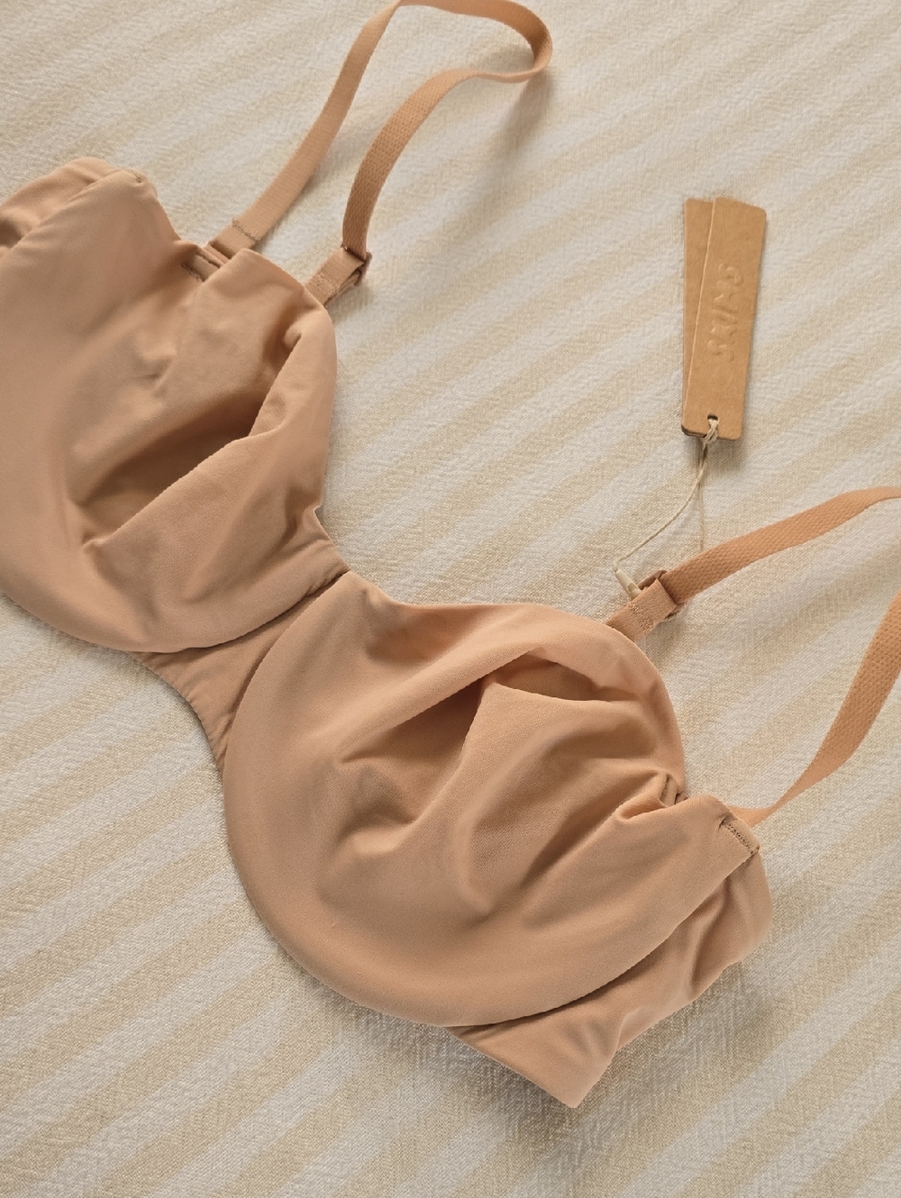 SKIMS Smoothing Intimates Strapless Unlined Bra Size:36B Clay - Picture 2 of 6